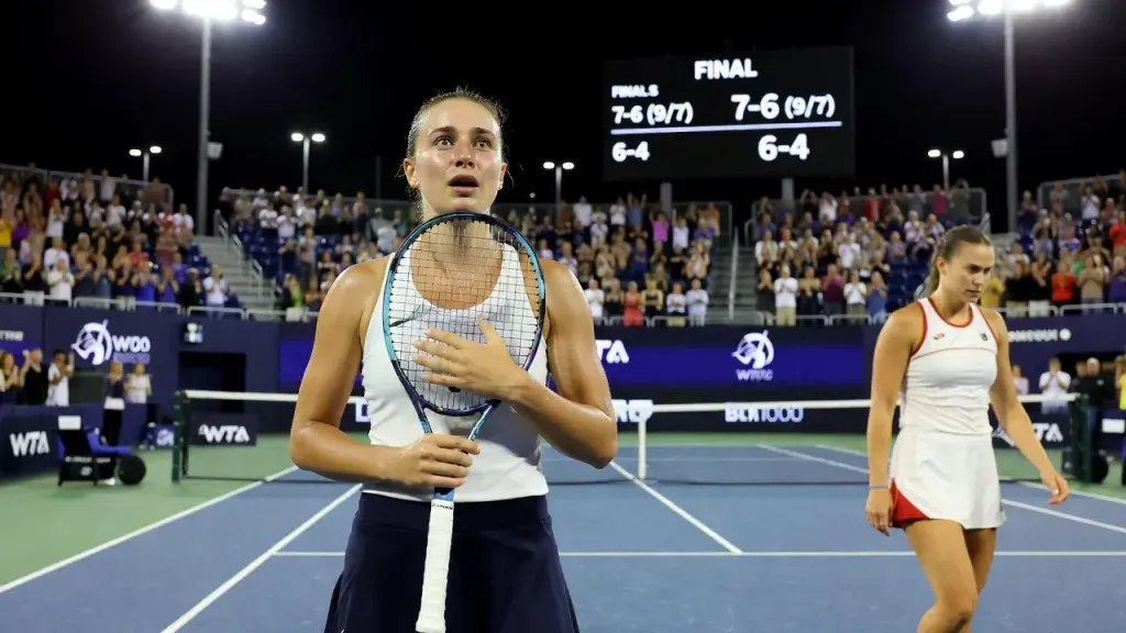 Bejlek Derruba Sabalenka e Vive Noite Inesquecível em Cincinnati
